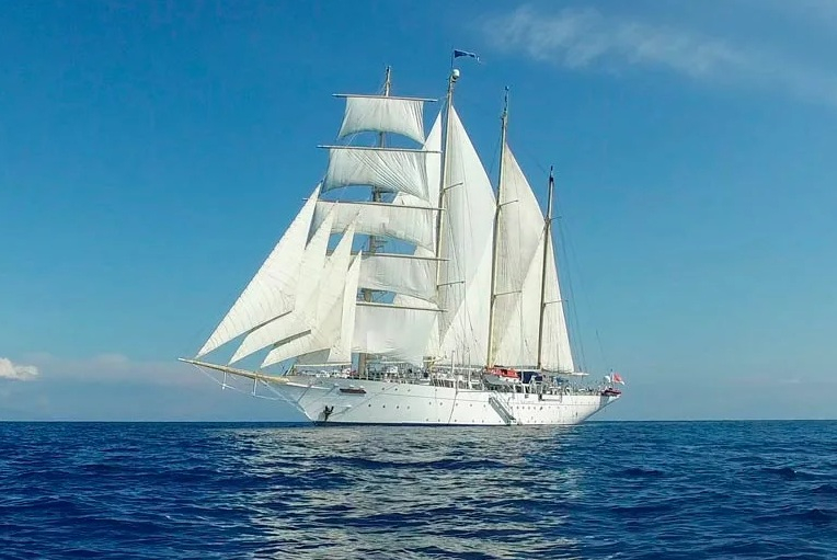 statek wycieczkowy Star Clipper